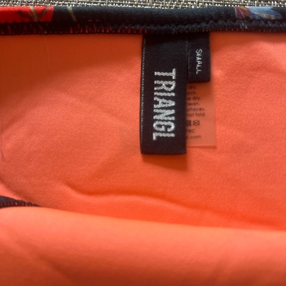 Triangl‎ bikini - Picture 3 of 3